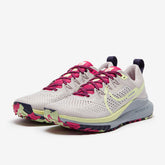 Nike Womens Pegasus Trail 4