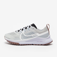 Nike Womens Pegasus Trail 4 - Lt Smoke Grey/White-Black