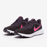 Nike Womens Revolution 5