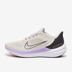 Nike Womens Air Winflo 9 - Lt Orewood Brn/White-Off Noir