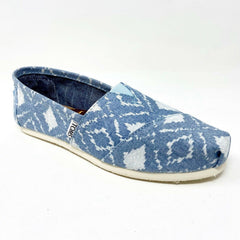 Toms Classics Blue Geometric Ikat Womens Slip On Casual Canvas Flat Shoes