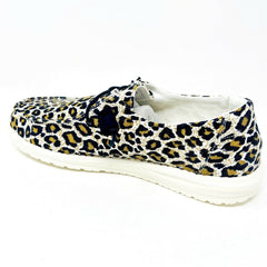 Hey Dude Womens Wendy Cheetah Size 5 Slip On Walking Casual Shoes
