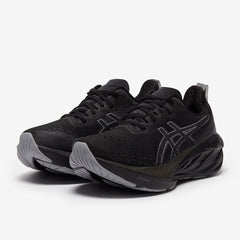 ASICS Womens Novablast 4