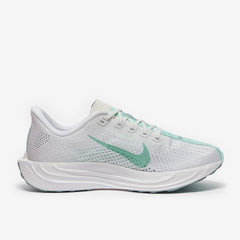 Nike Womens Pegasus Plus