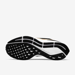 Nike Womens Air Zoom Pegasus 36 -  Black/Metallic Gold-University Red